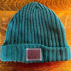 Love Your Melon - Hunter cuffed beanie - green